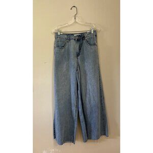 NWT Almost Famous Juniors Size 7 Ultra High Rise Wide Leg Crop Denim Blue Jeans